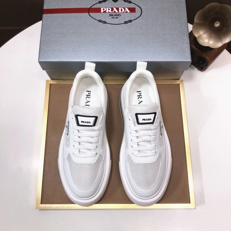 Pra*a casual shoes